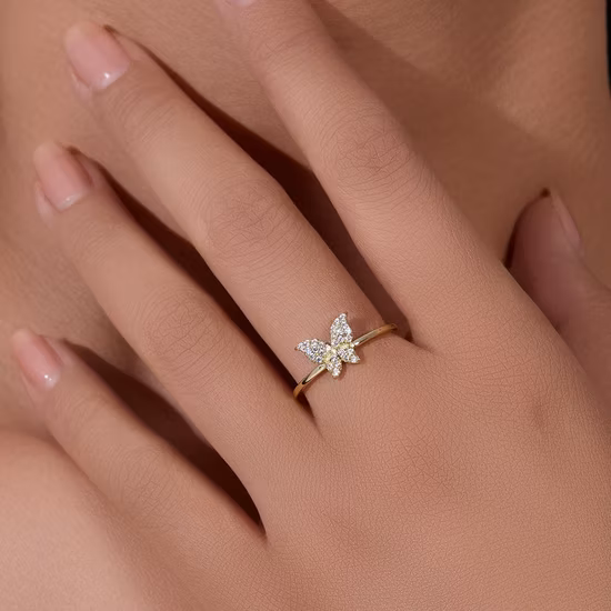 ファッションゴールドメッキキュービックジルコン蝶リング女性ガールズ 925 スターリングシルバージュエリーカスタムロゴ蝶カクテルリング